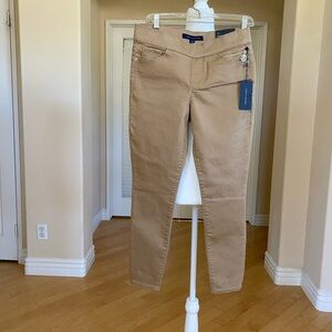 MSRP $69 Tommy Hilfiger Gramercy Ankle Women's Stretch Slimming Skinny Jeans Tan